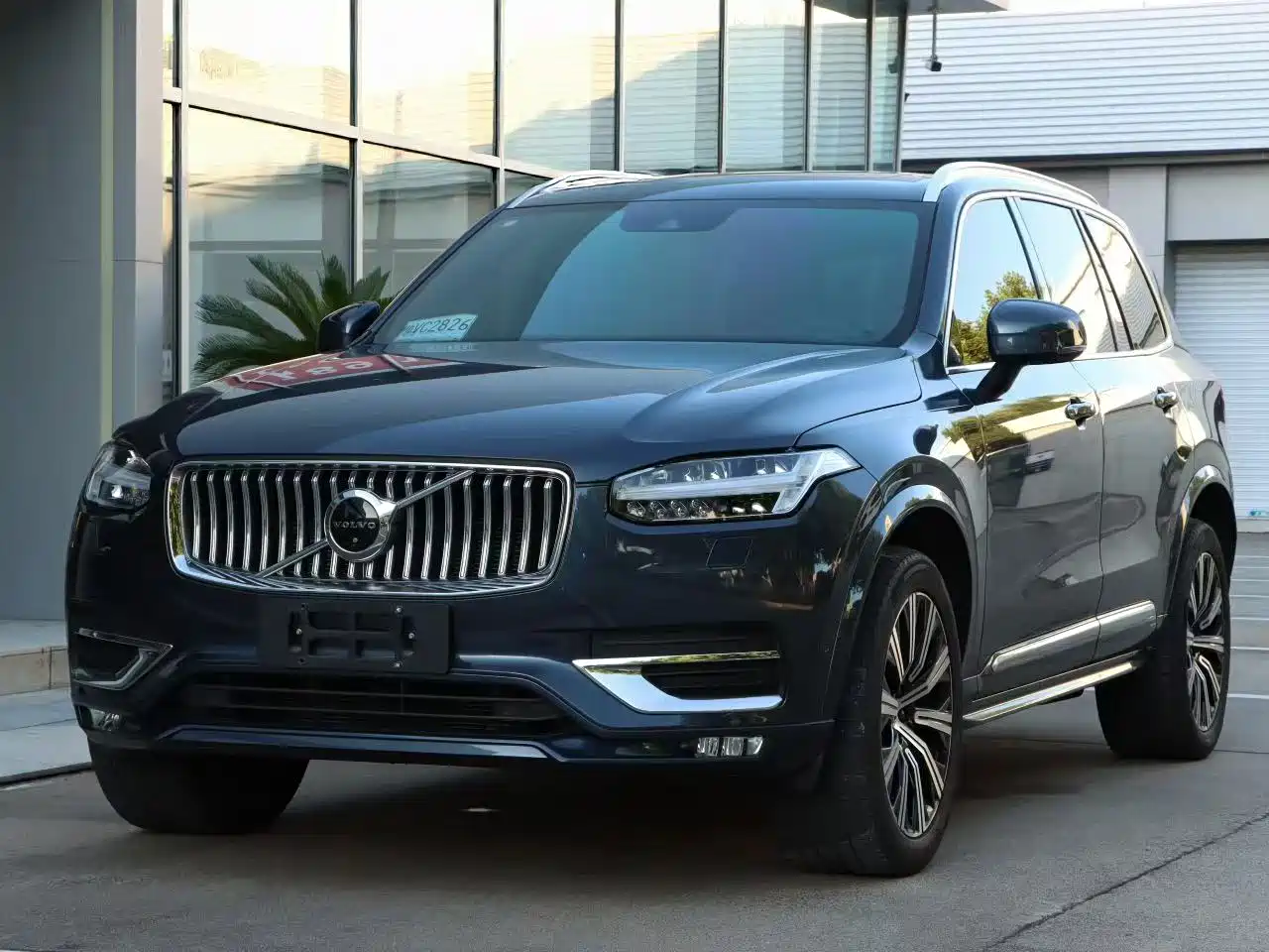 Фото 1 - Volvo XC90