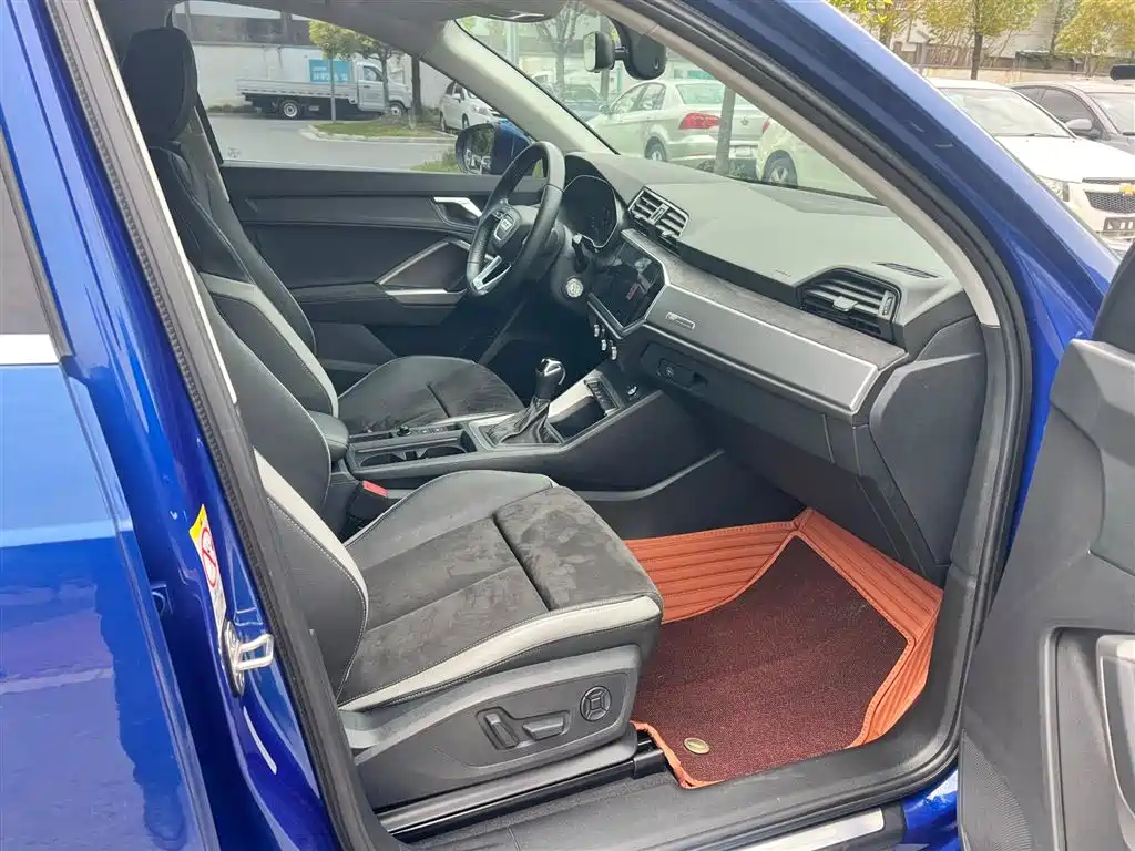Audi Q3 2019 35 TFSI Progressive Sport фото 9