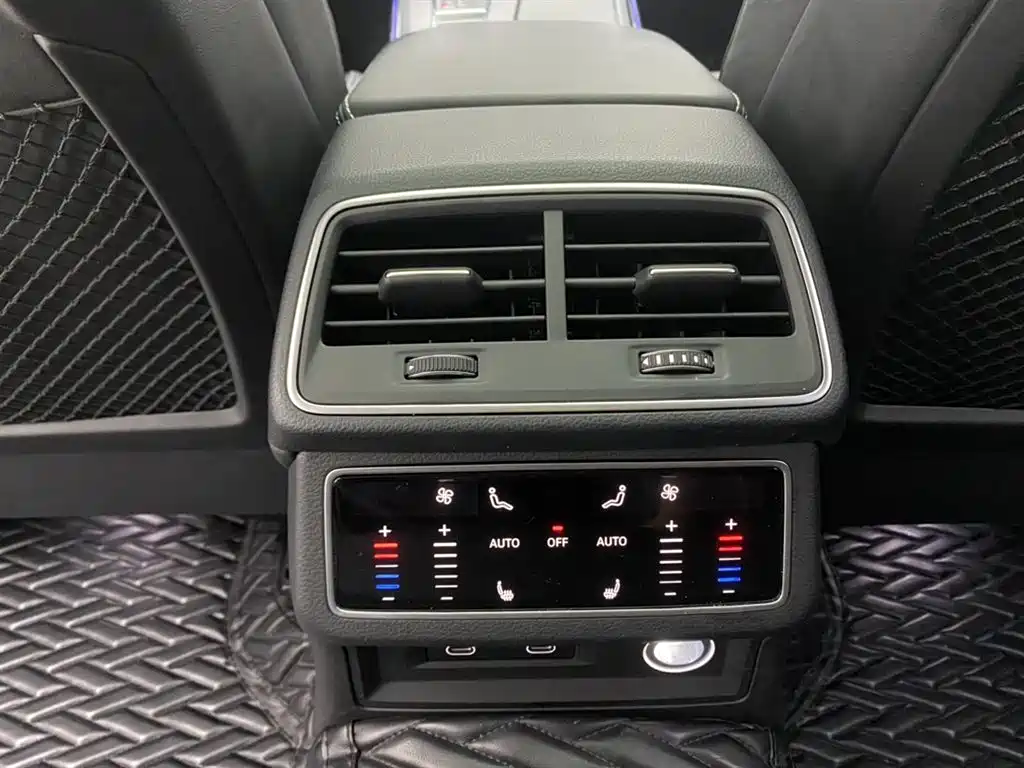 Audi A7L 2022 45 TFSI S-line Future Dream Edition фото 25