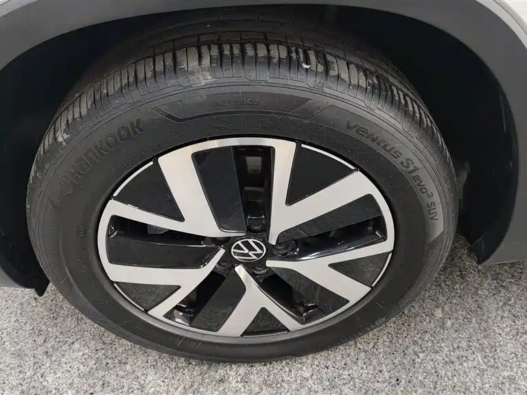 Volkswagen Tayron 2023 330TSI 2WD Luxury Plus Advanced Edition фото 23