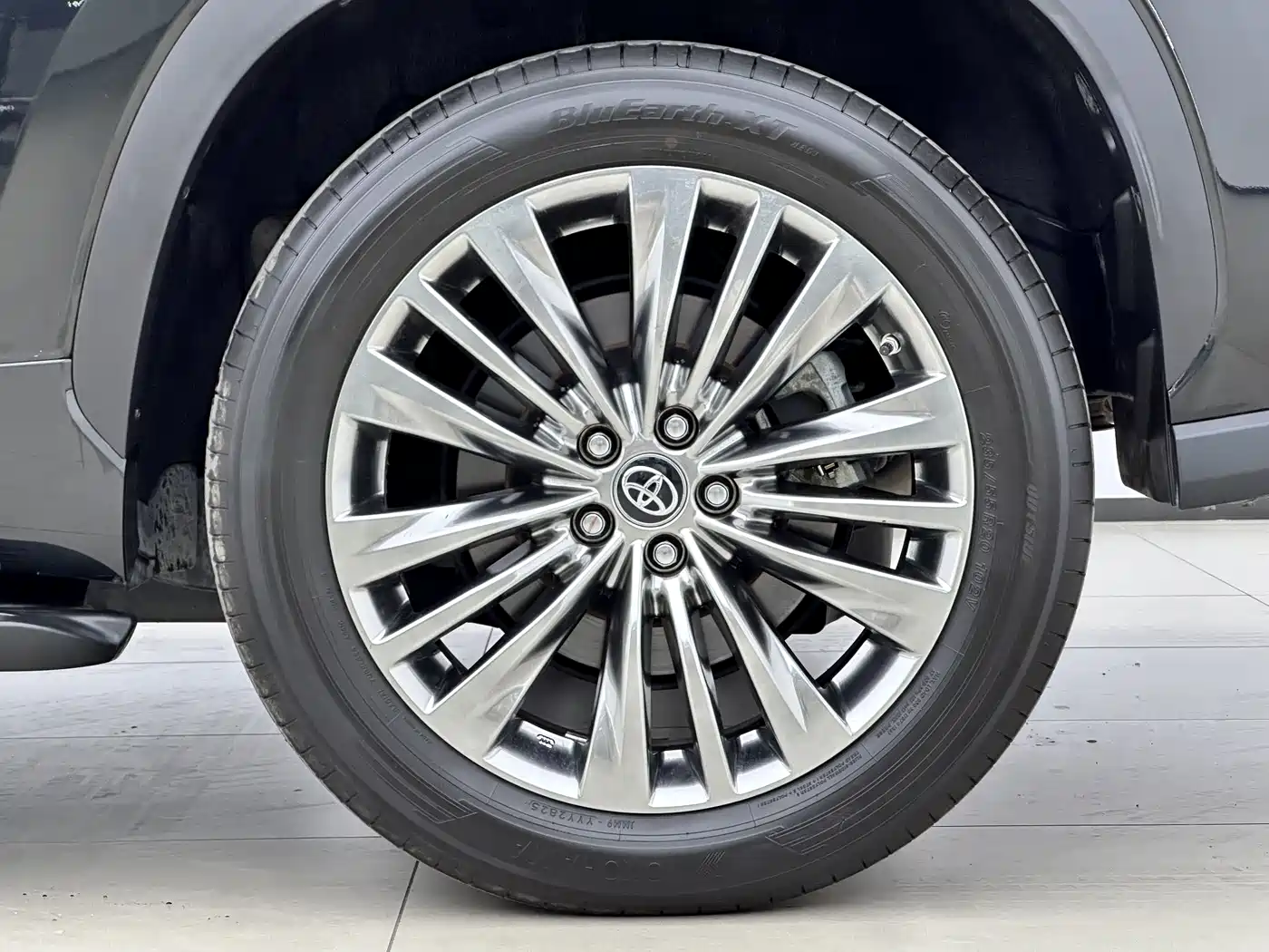 Toyota Highlander 2022 380T 4WD Premium 7-Seater фото 14