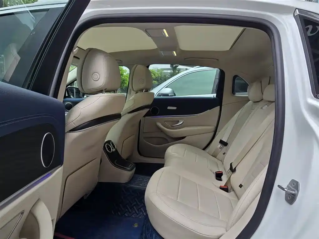 Mercedes-Benz E-Class 2021 E 260 L Sport фото 17