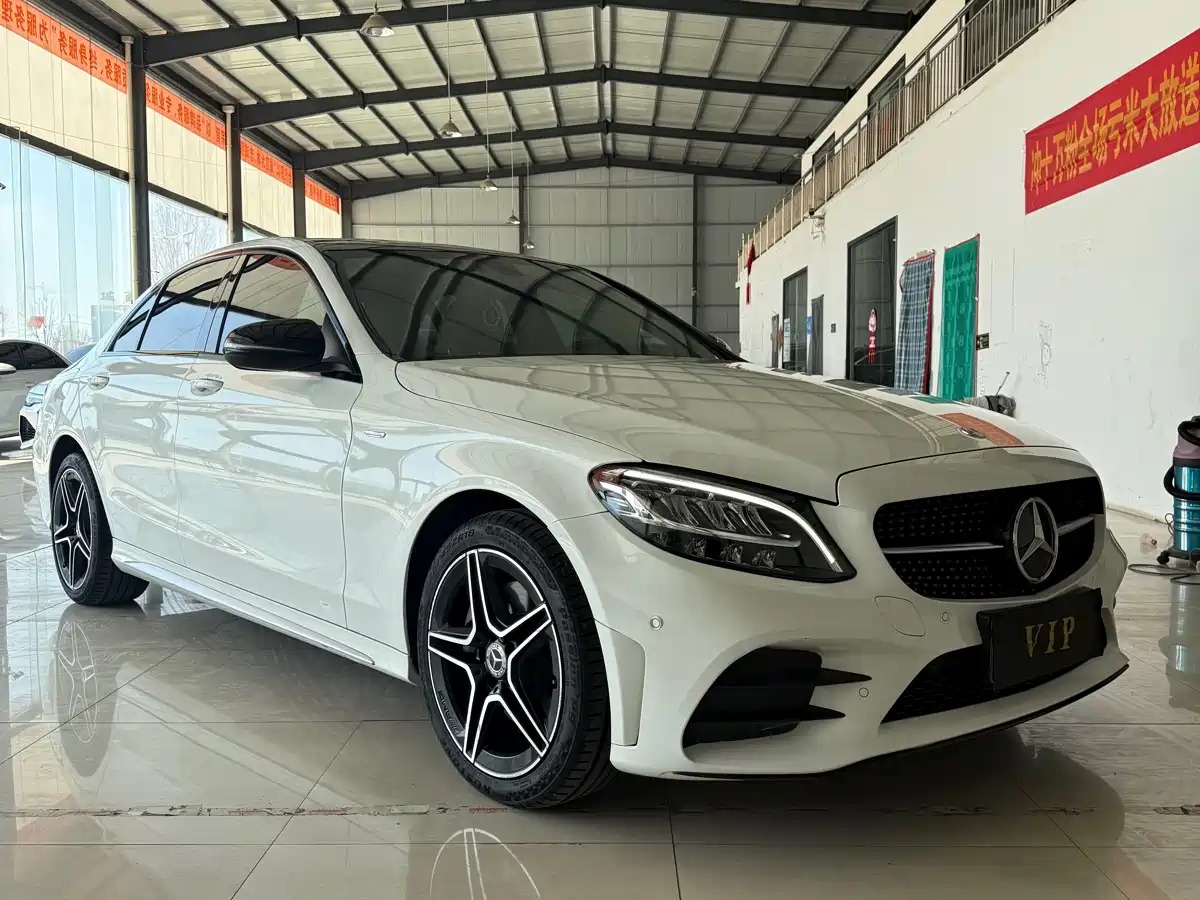 MERCEDES-BENZ CLASS C