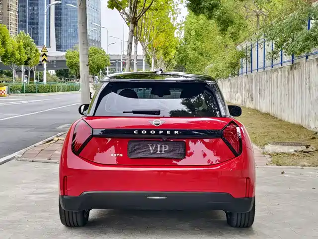 MINI Electric MINI COOPER 2024 456km COOPER E Classic — фото 4