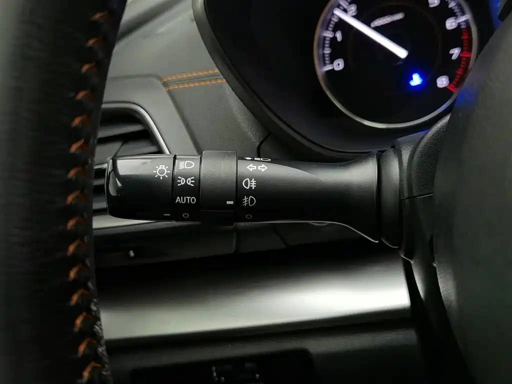 Subaru XV 2020 2.0i AWD Luxury Edition with EyeSight фото 21