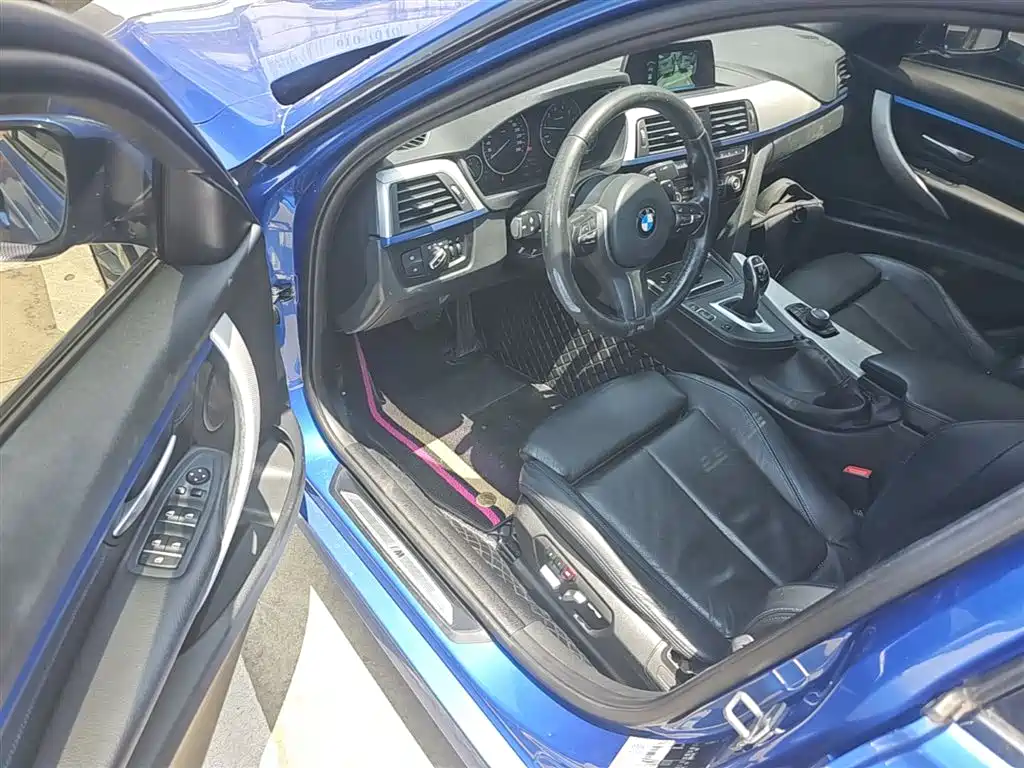 BMW 3 Series 2018 320i M Sport Package фото 16