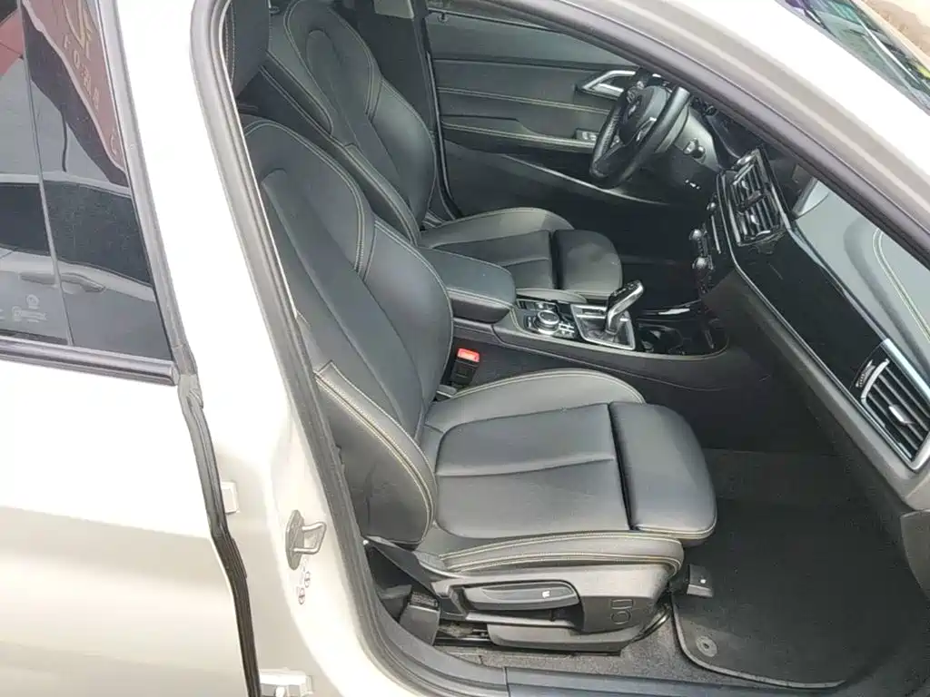 Фото 25 - BMW 1 Series