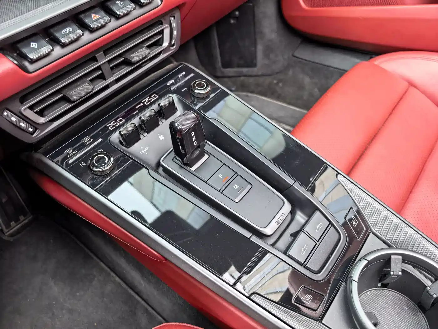 Porsche 911 2020 Targa 4 3.0T фото 28