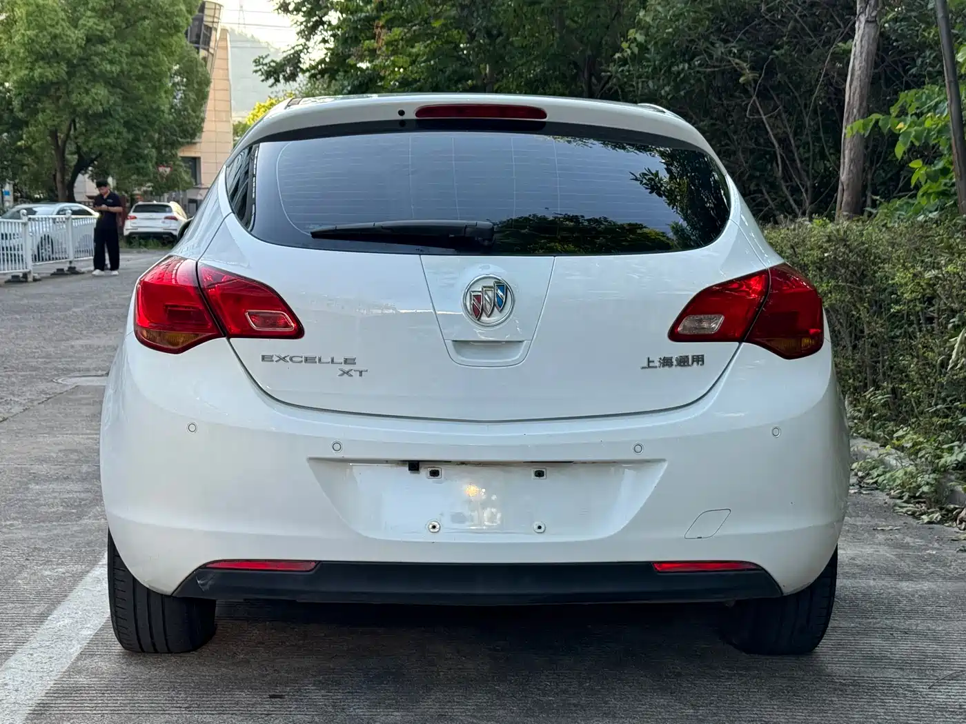 Buick Excelle 2014 XT 1.6L Automatic Fashion фото 3
