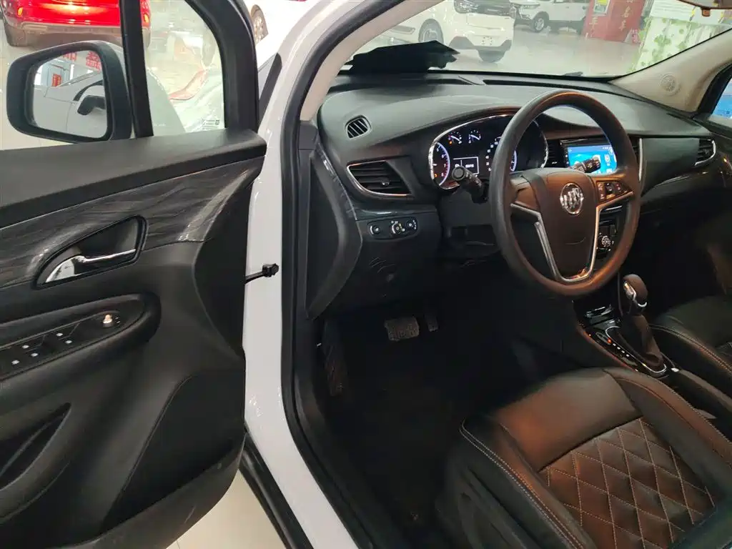 Buick Encore 2017 18T Automatic 2WD Urban Leading фото 12