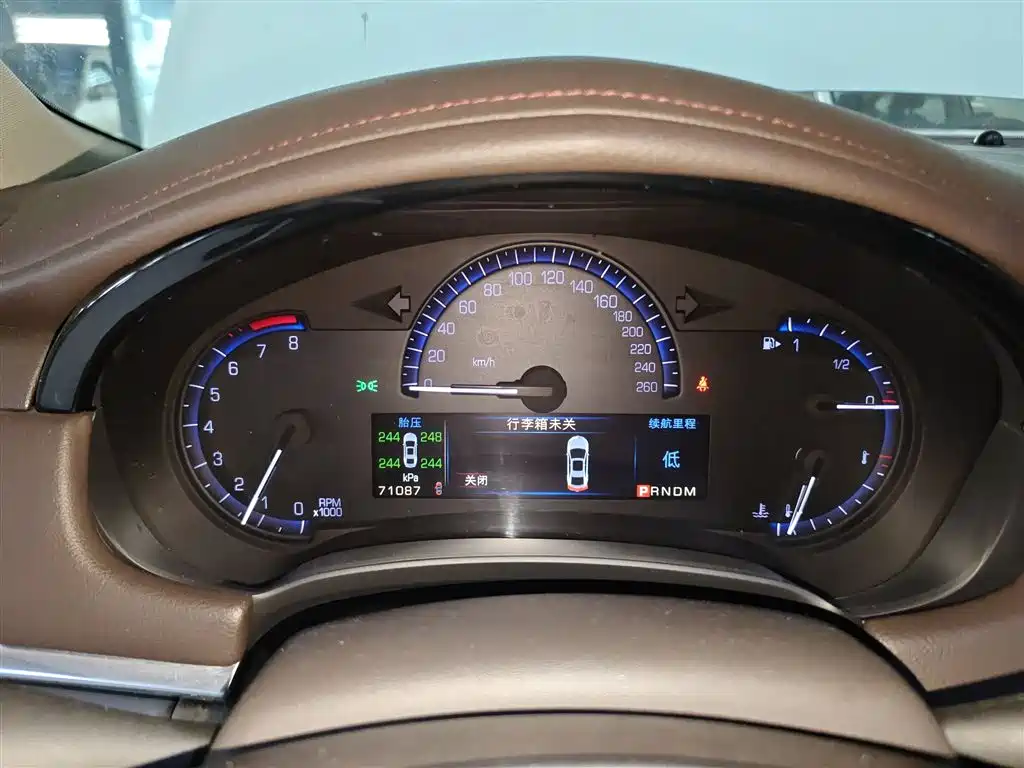 Cadillac XTS 2014 28T Comfort фото 8