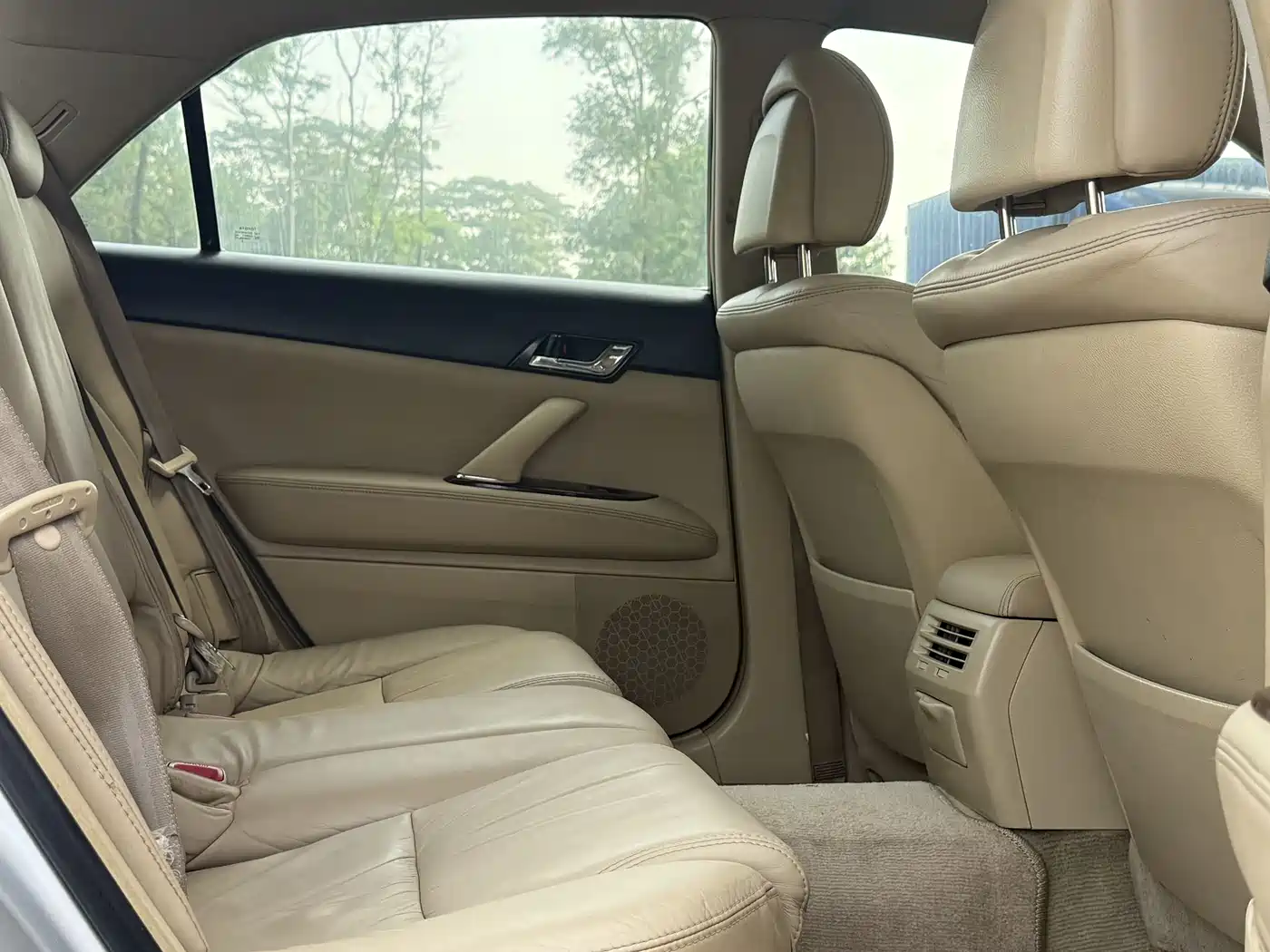 Toyota Reiz 2008 2.5S Special Commemorative Edition фото 13