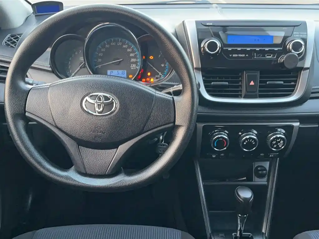 Toyota YARiS L Zhi Xuan 2016 Facelift 1.5E CVT Charming Edition фото 6