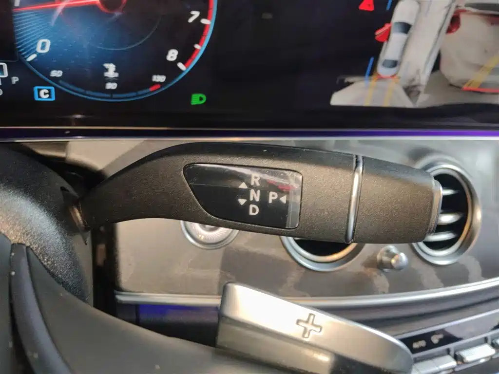 Mercedes-Benz E-Class 2022 Second Facelift E 300 L Fashion фото 14