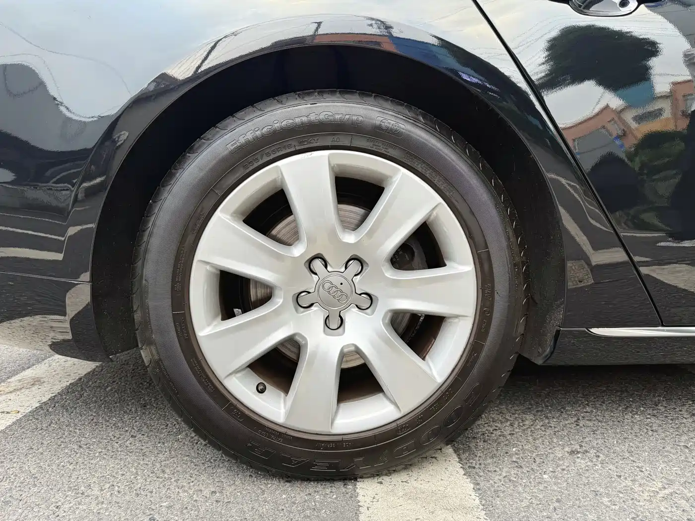 Audi A8 2012 A8L 45 TFSI quattro Comfort фото 12