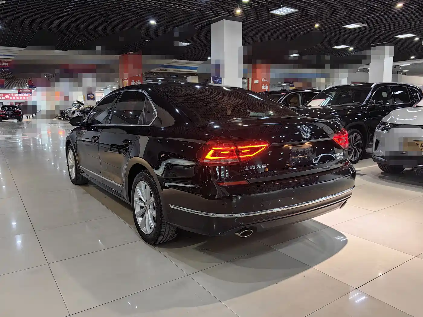 Volkswagen Passat 2017 330TSI DSG Prestige фото 6