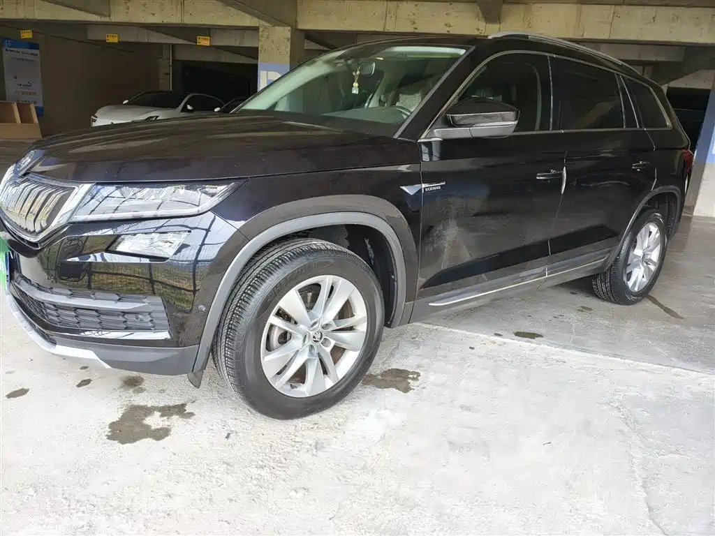 Škoda Kodiaq 2020 TSI330 5-Seater 2WD Luxury Premium Edition