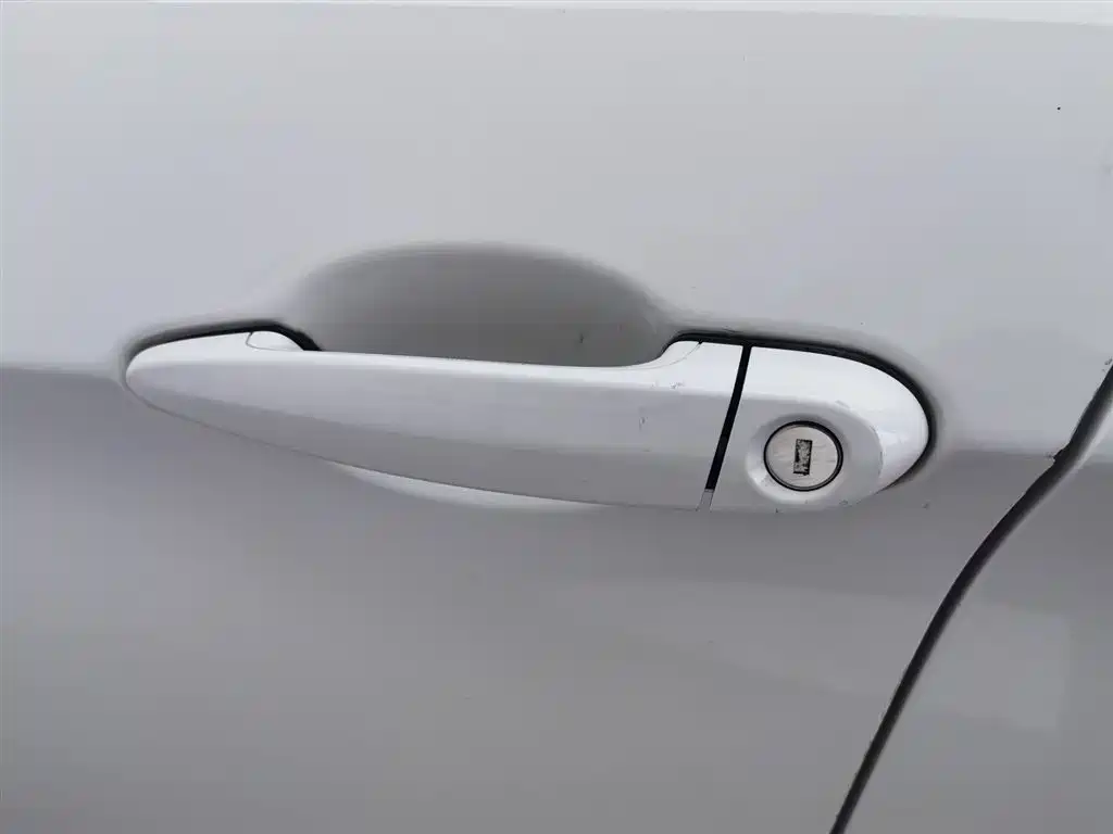 BMW X1 2014 sDrive18i Fashion Edition фото 18