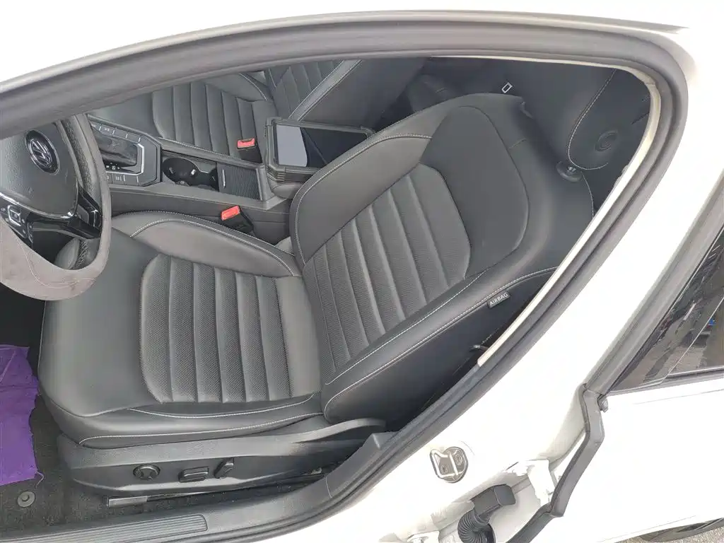 Volkswagen Lamando 2021 Facelift 280TSI DSG Comfort Edition фото 15