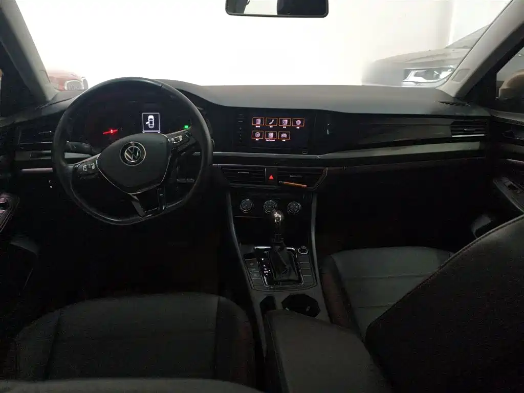 Volkswagen Bora 2021 1.5L Automatic Comfort Smart Edition фото 6