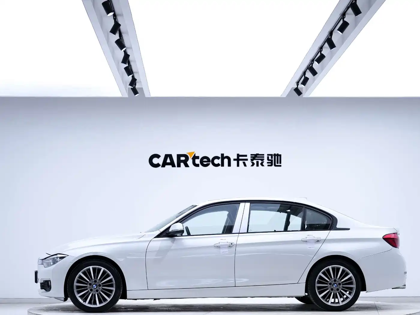 BMW 3 Series 2019 320Li Fashion Type фото 2