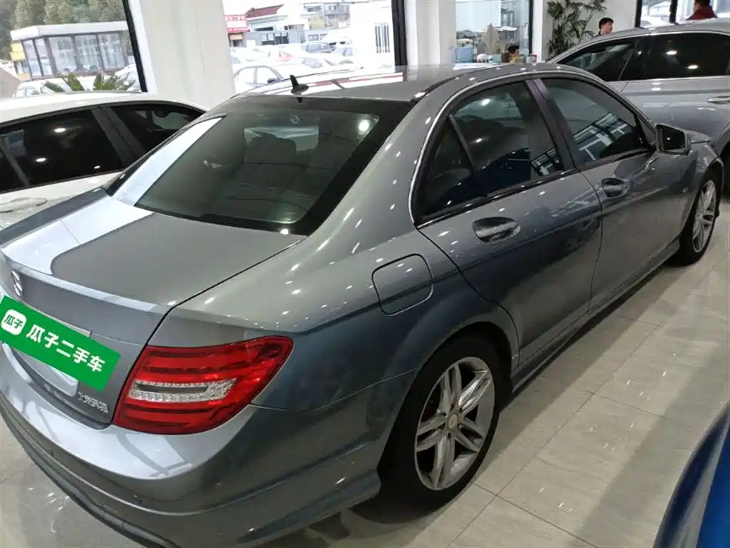 Mercedes-Benz C-Class 2013 C 180 Classic Grand Edition фото 4