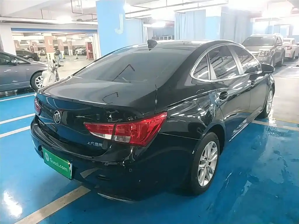 Buick Verano 2019 Sedan 20T Dual Clutch Leading фото 7