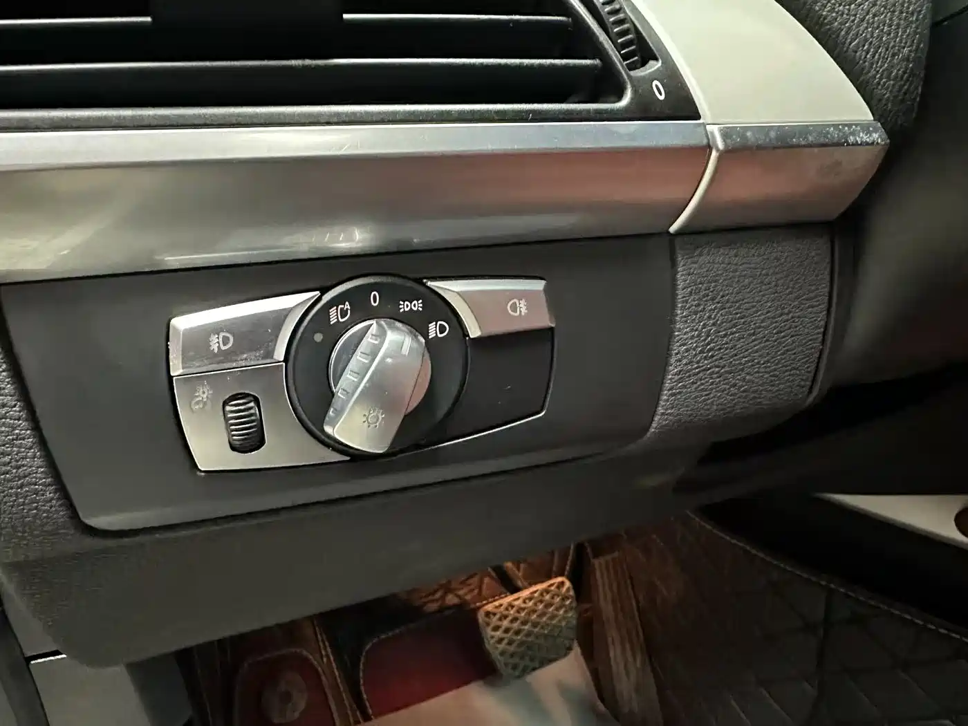 BMW X6 фото 15