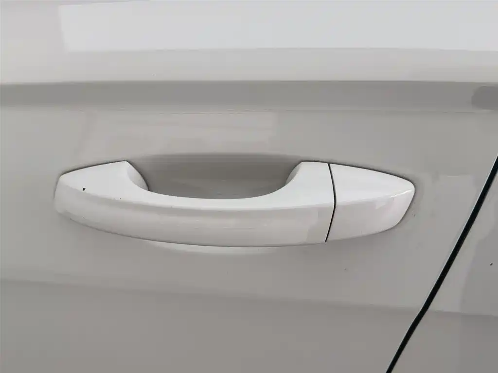 Volkswagen Lavida 2018 1.5L Manual Comfort Edition China V фото 18