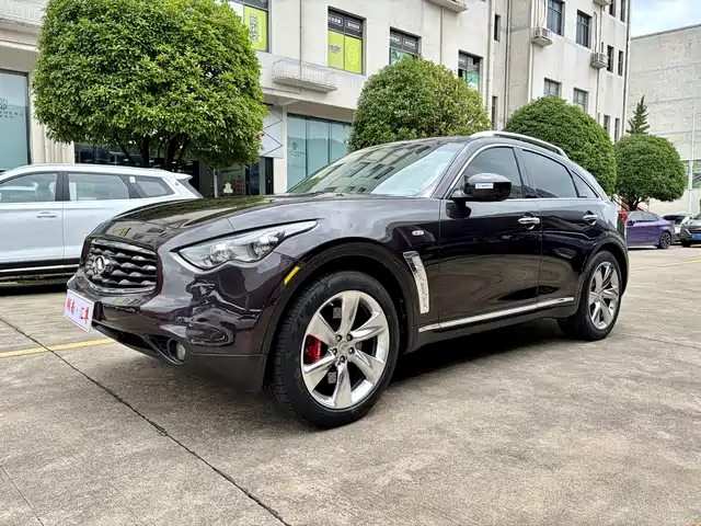  Infiniti Infiniti FX 2011 Infiniti FX35 Premium Edition