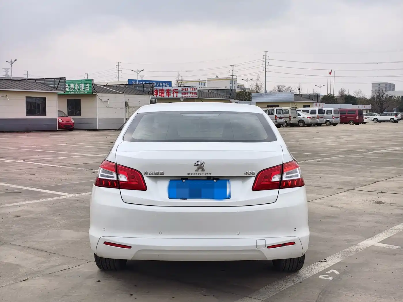 Peugeot 408 2015 Model 1.2T Automatic Luxury Edition фото 5