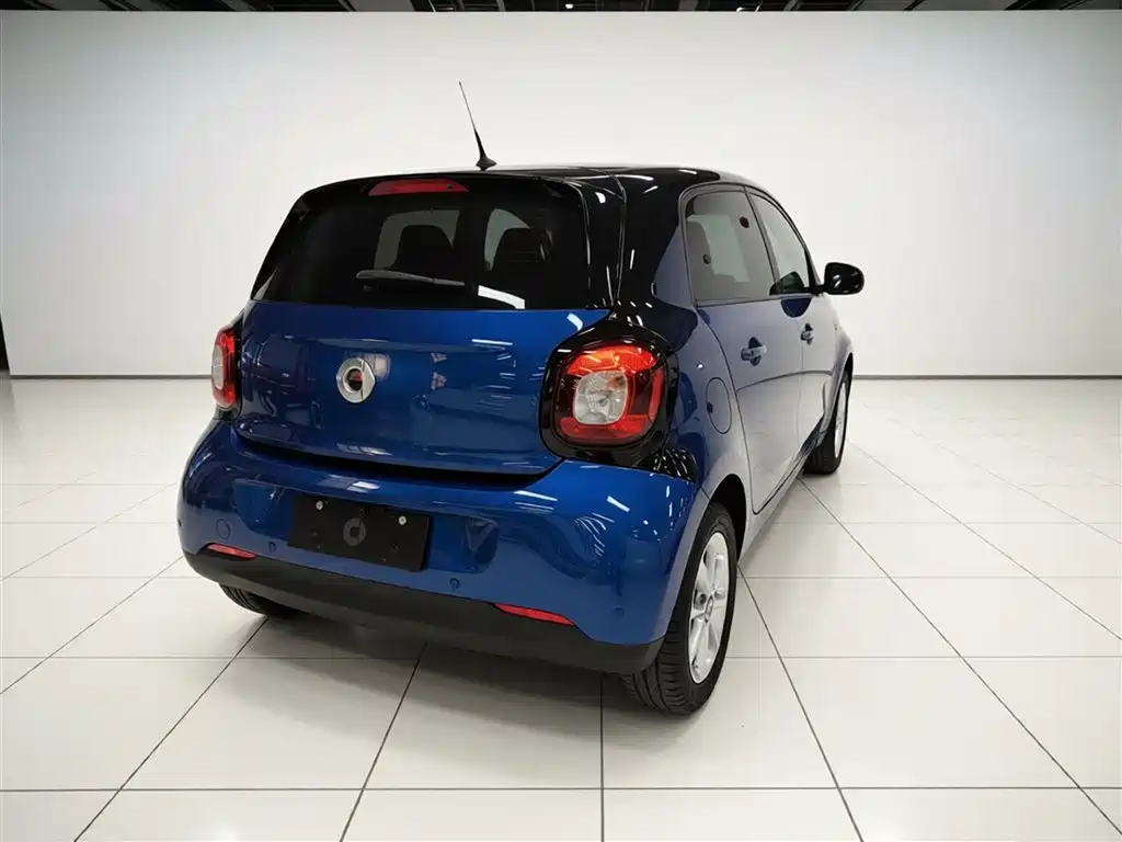 smart forfour 2018 2016 1.0L 52kW Agile Edition