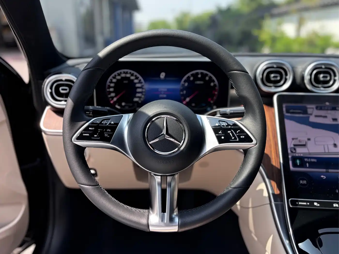 Mercedes-Benz C-Class 2023 C 260 L фото 15