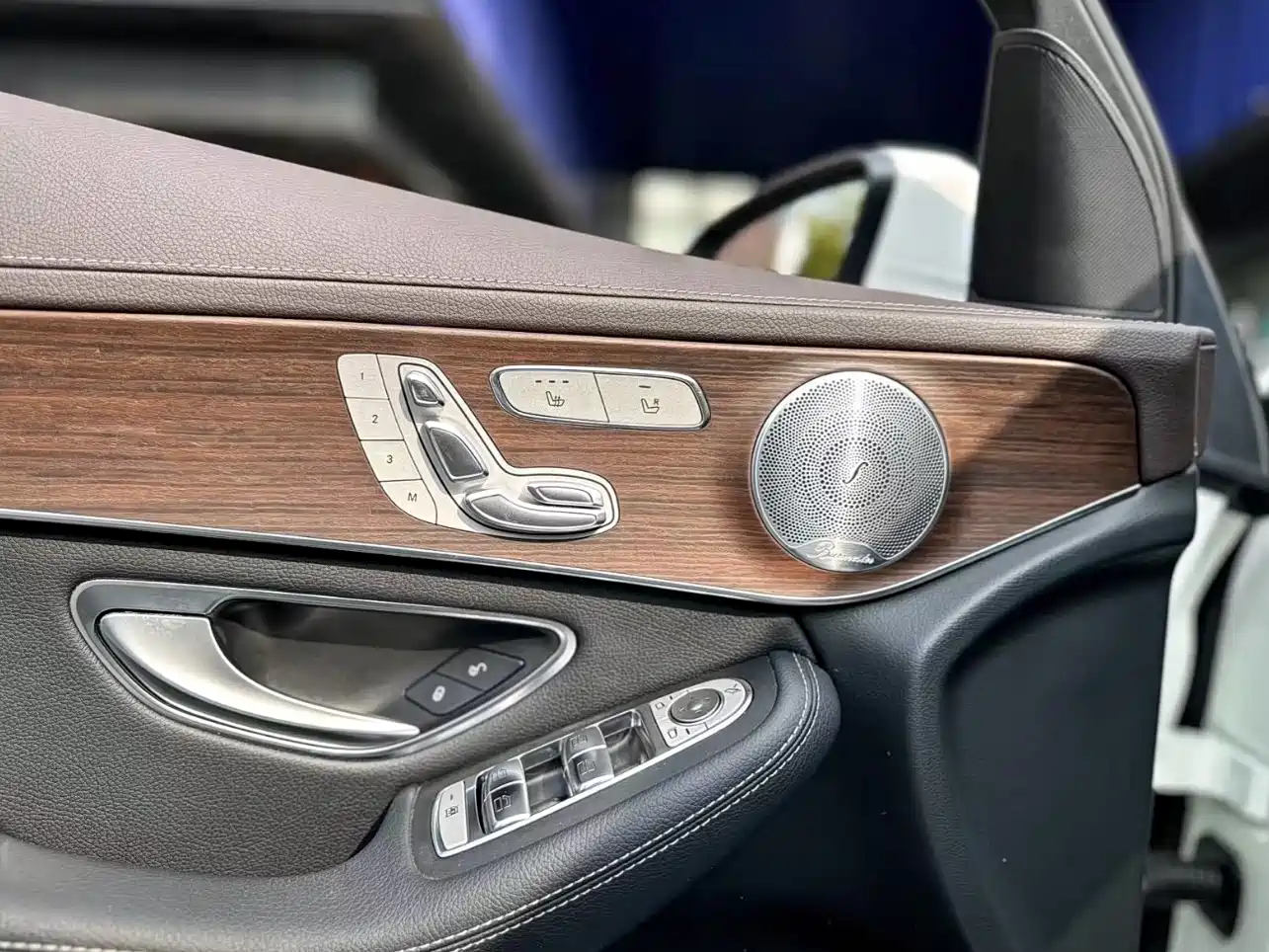 Mercedes-Benz GLC 2020 GLC 300 L 4MATIC Dynamic фото 4