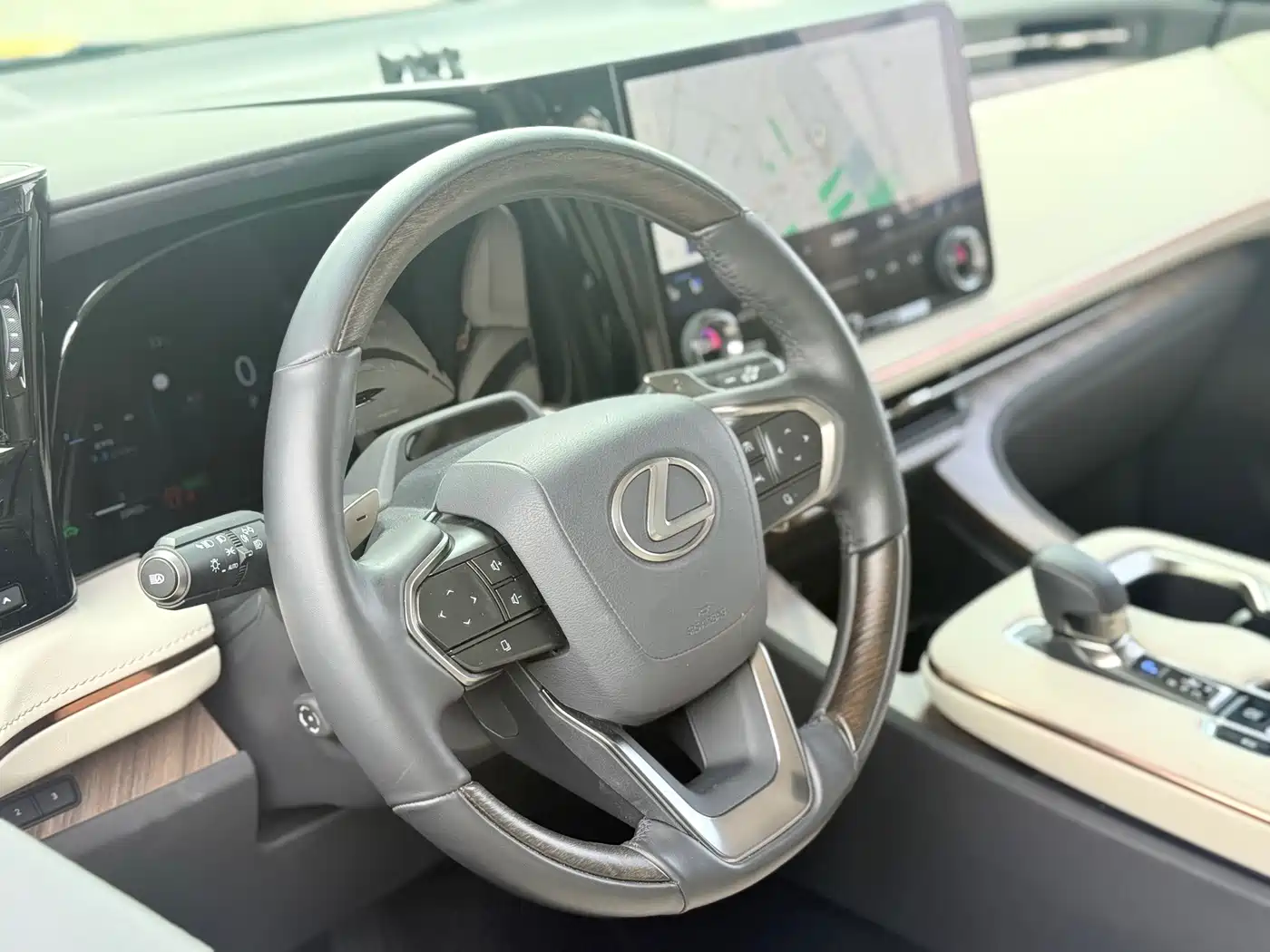 Lexus LM 2025 2025 Model 500h Six-Seater Prestige Edition
