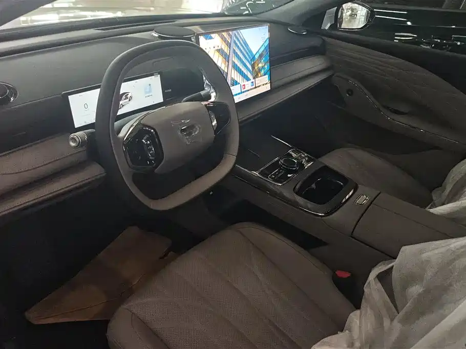Geely Galaxy Galaxy Xingyao 8 2025 60km EM-i Luxury Edition фото 12