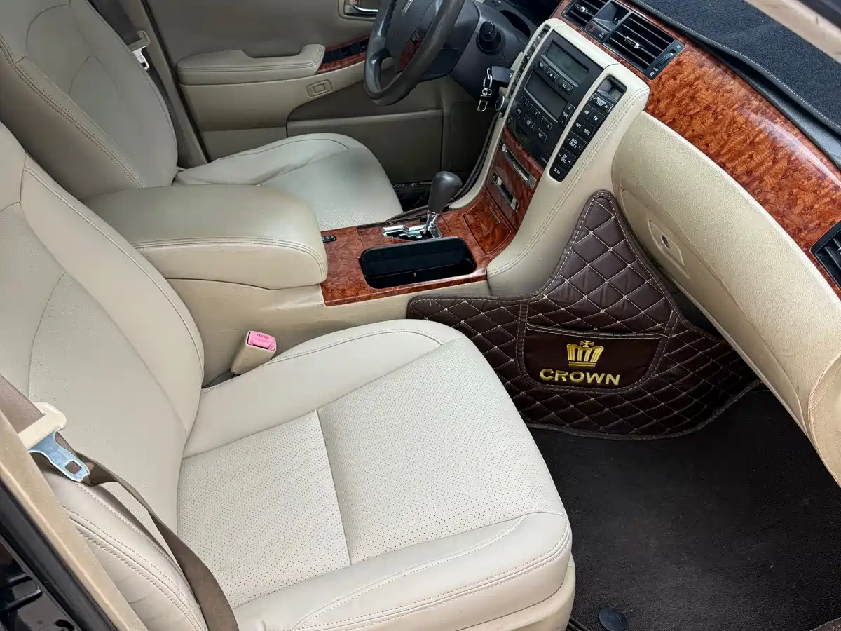 Toyota Crown 2006 2006 2.5L Royal Leather Edition