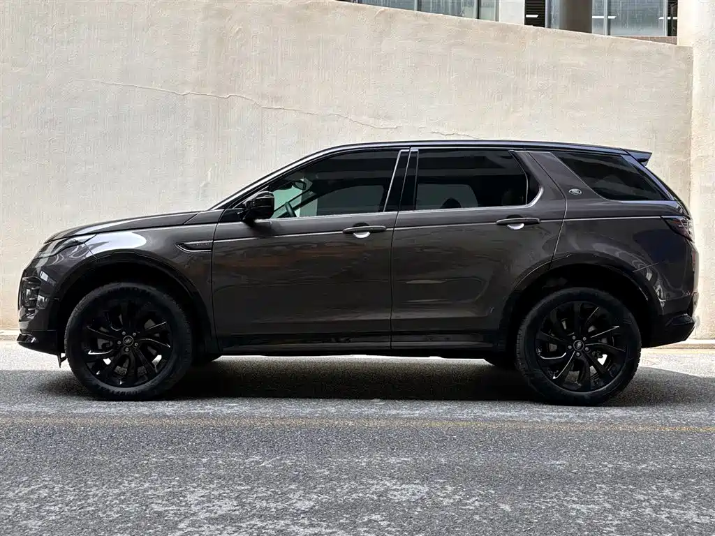 Land Rover Discovery Sport 2024 Performance Technology Edition фото 3
