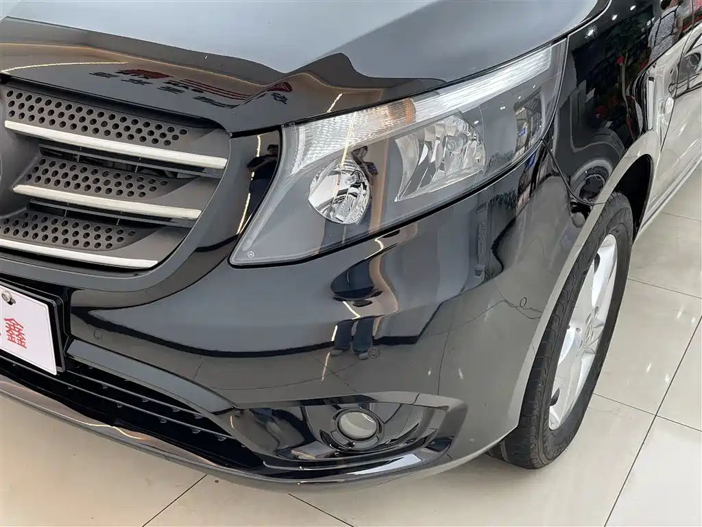 Mercedes-Benz Vito 2020 2.0T Business Edition (7-seater) фото 6
