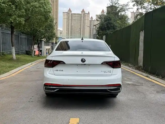 Фото 6 - Volkswagen Sagitar