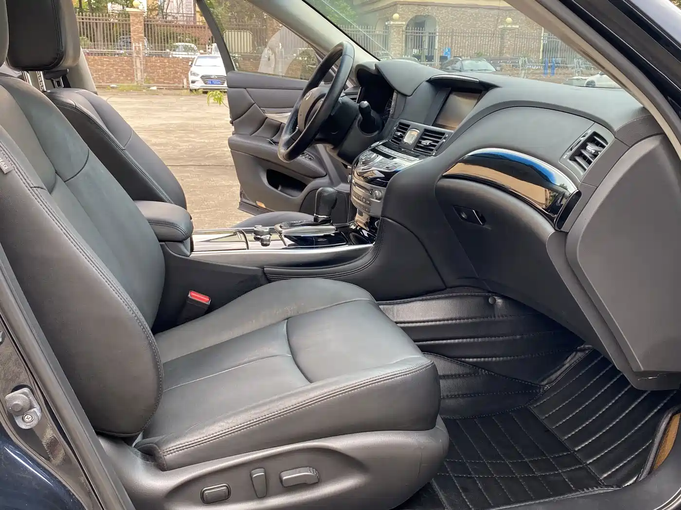 Infiniti Q70 2016 2015 Q70L 2.5L Elite