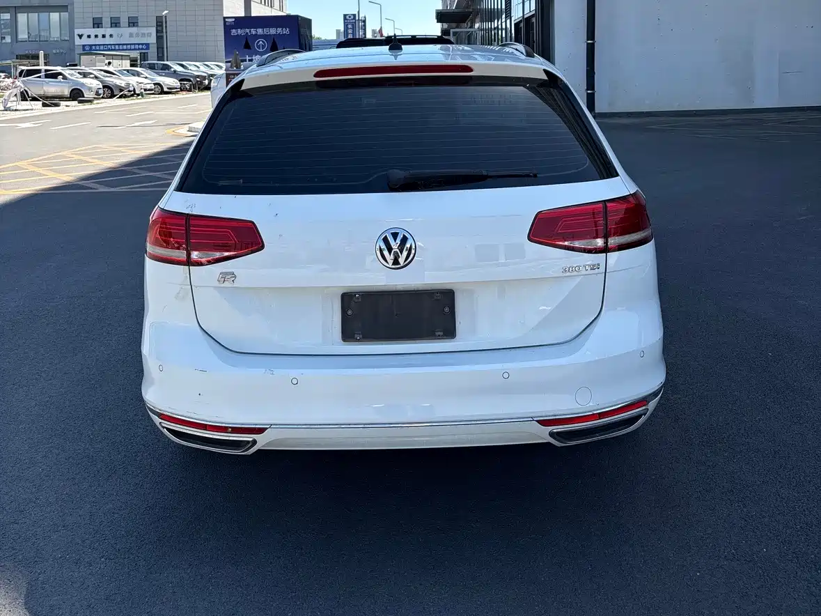 Volkswagen Weilan 2018 380TSI 2WD Comfort Edition фото 4
