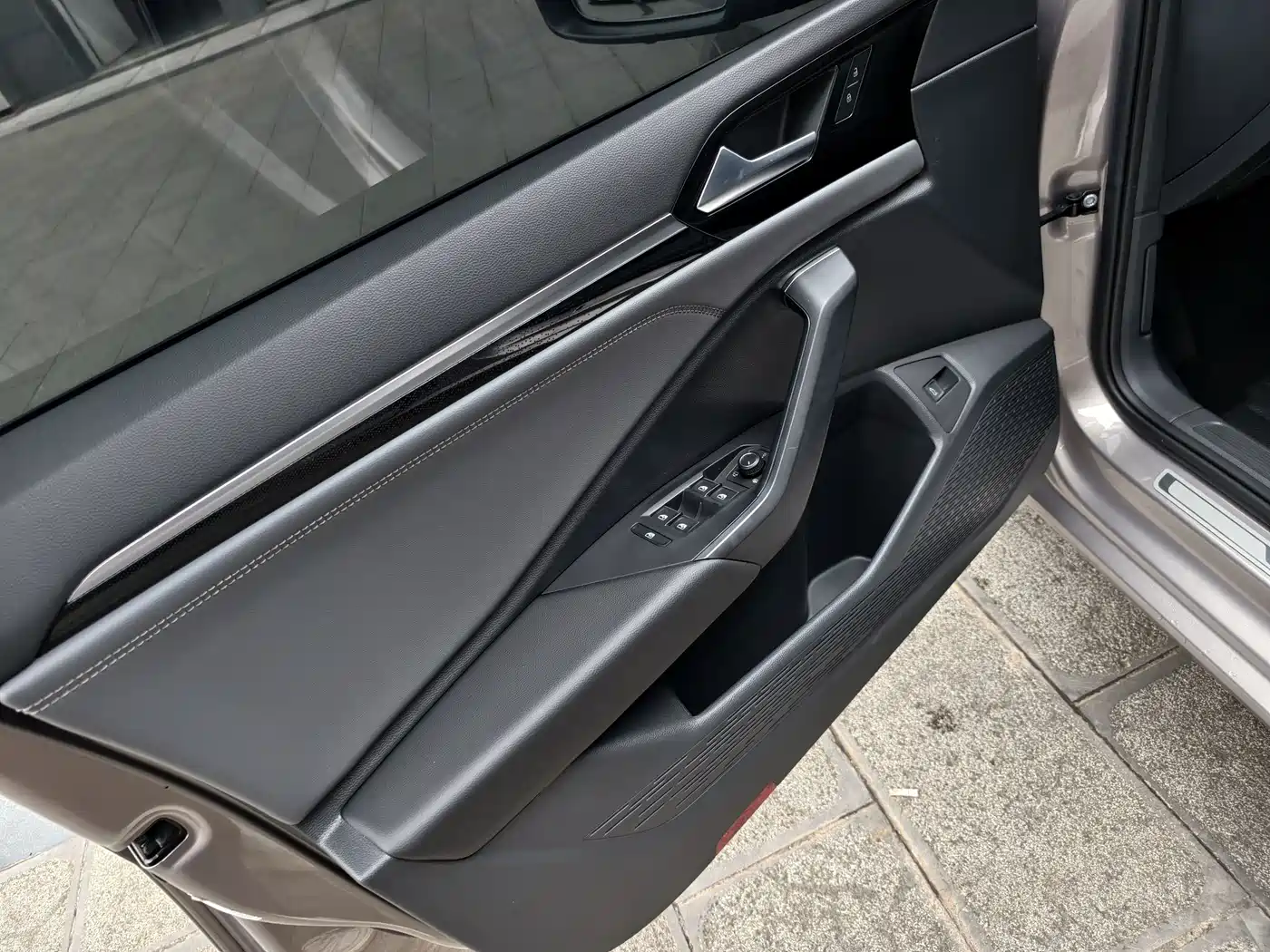 Volkswagen Sagitar, миниатюра 8