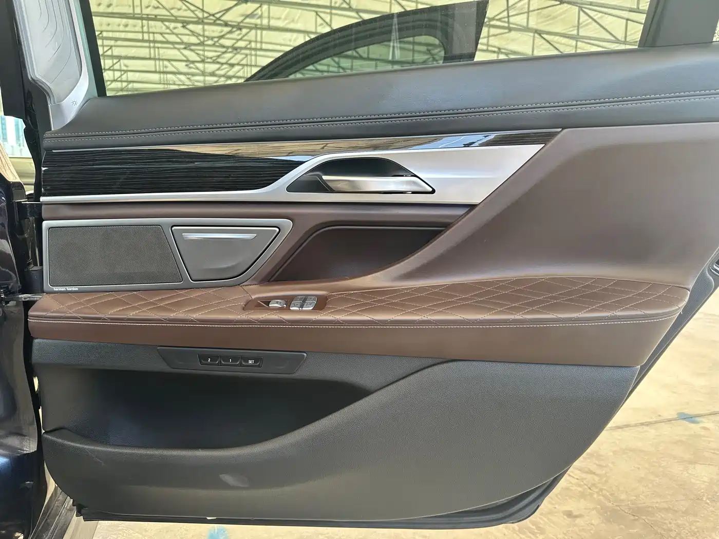 BMW 7 Series 2019 740Li Leading M Sport Package фото 20
