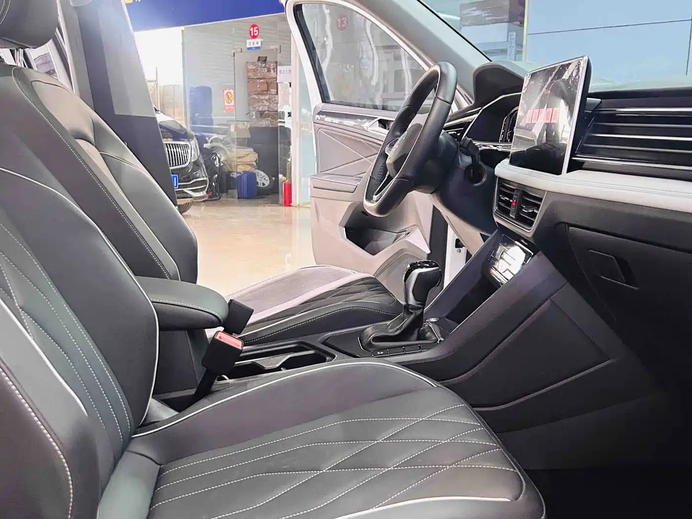 Volkswagen Tiguan L 2024 300TSI Auto 2WD Smart Edition фото 10