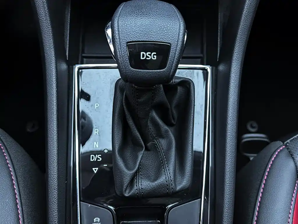 Škoda Karoq 2022 TSI280 Luxury Edition фото 21