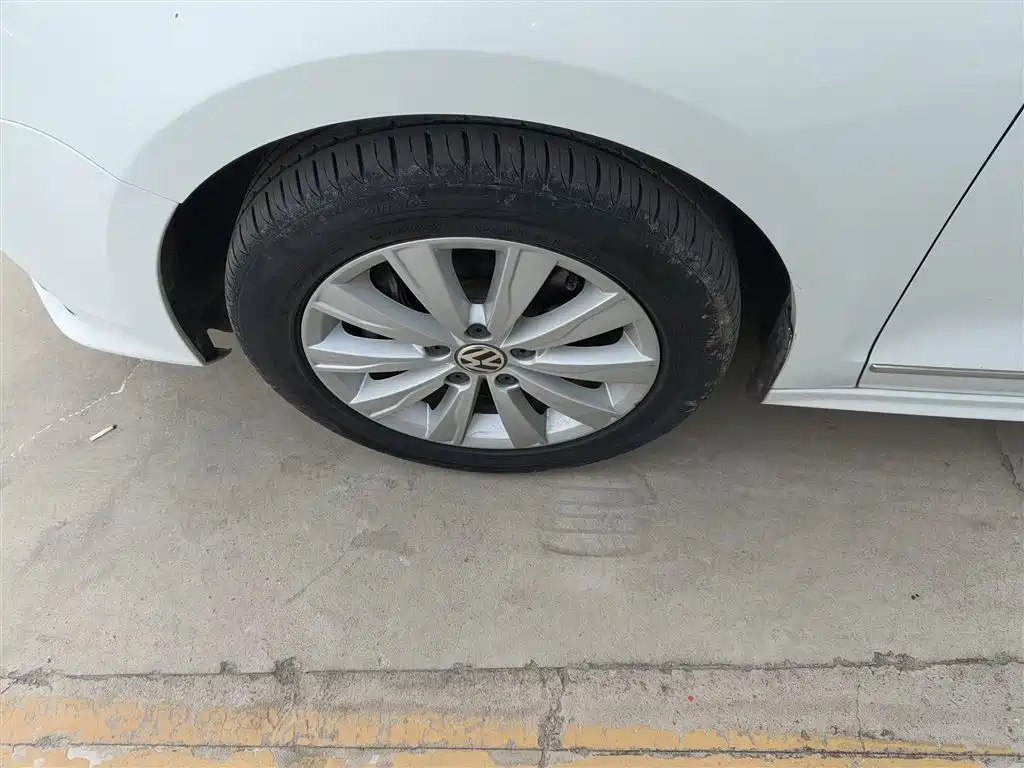 Volkswagen Sagitar 2015 230TSI Automatic Comfort фото 23