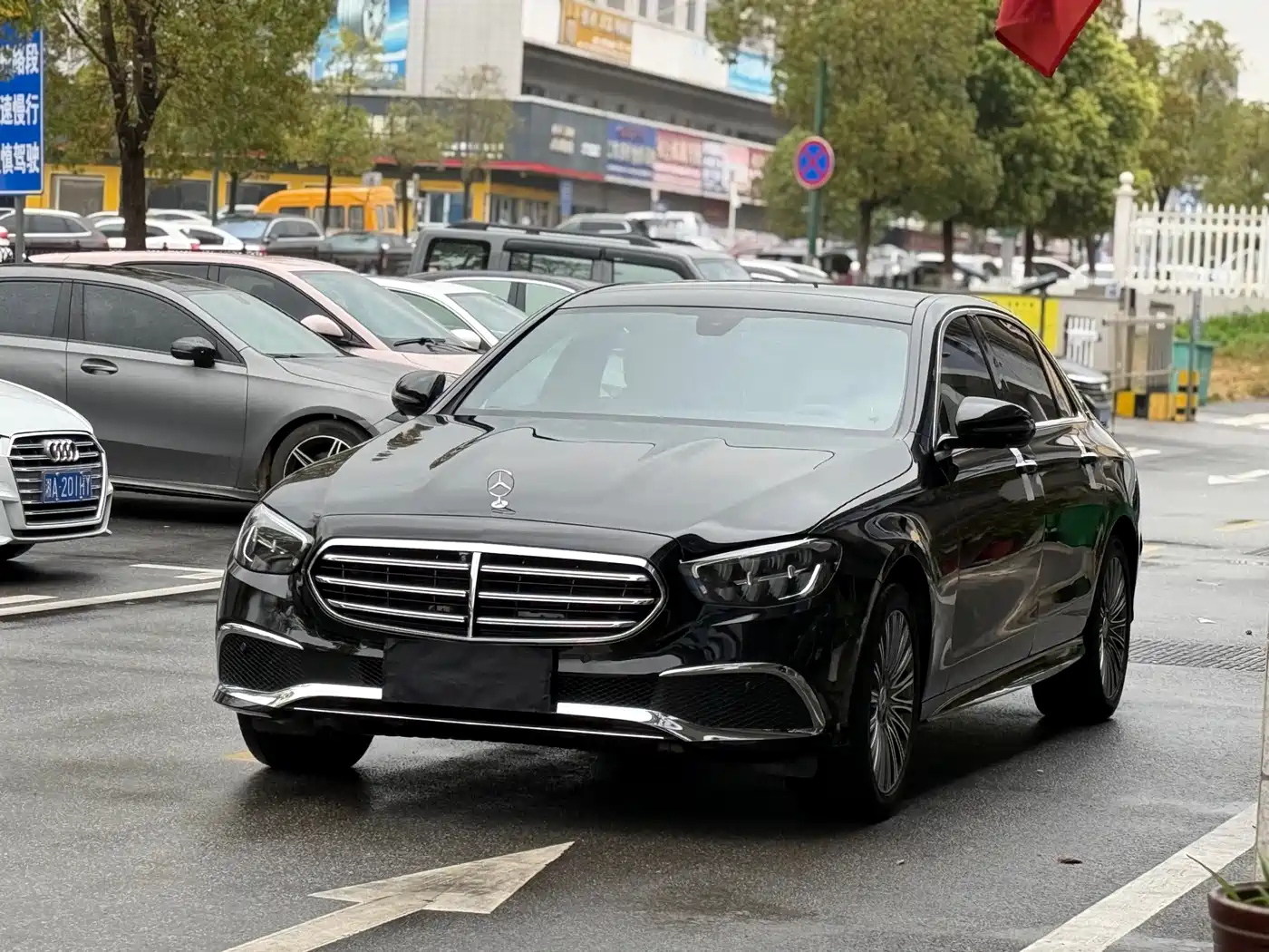  E CLASS