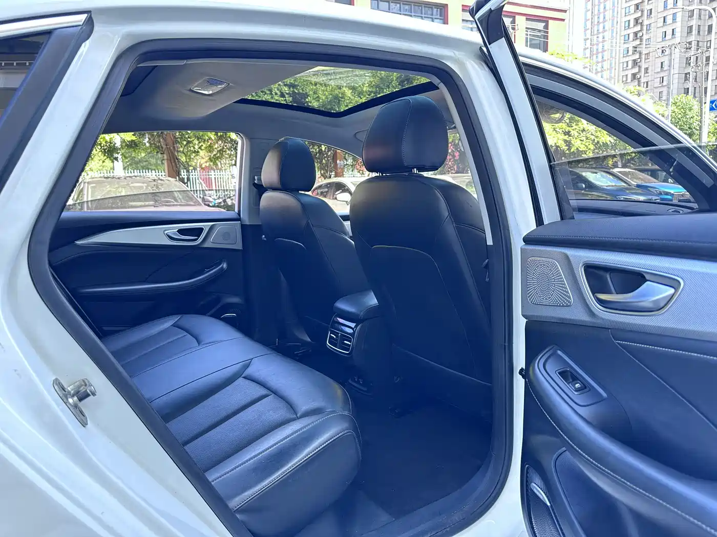 RISING AUTO FEIFAN ER6