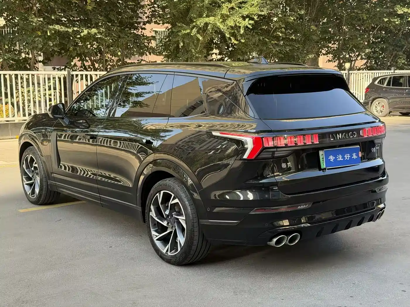 Lynk & Co 09 EM-P 2022 2021 2.0T PHEV Halo 6-seater